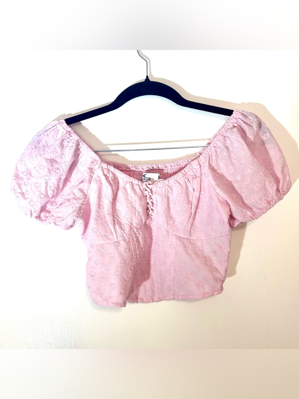 Hollister Pink Eyelet Puff-Sleeve Crop Top